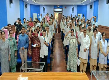 Vande Matram singing pic on Vande Matram Singing pic on Commemoration of 150 years of National Song